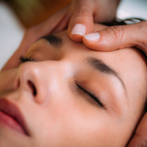 HTC - Close up of Indian Head Massage